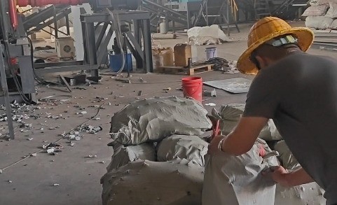 菏澤地區(qū)路友破碎分選設備調試