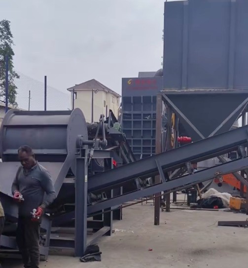 物流抵達(dá)客戶場地，卸貨啦～