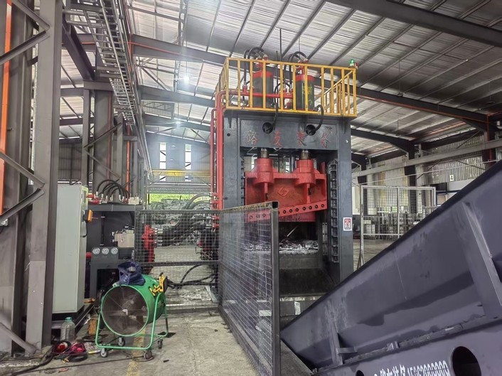 國(guó)外地區(qū)路友630龍門(mén)剪調(diào)試順利，稍后將正式展開(kāi)生產(chǎn)