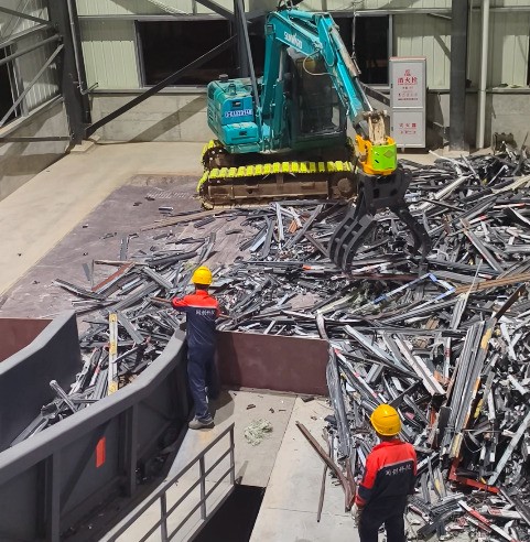 實(shí)力廠家遇實(shí)力客戶，連續(xù)購買路友十二套設(shè)備